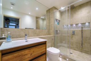 Spacious Studio Apartment in Kennington - 7