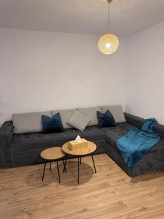 Bright 2BR 2Bath w Parking Near Coresi Mall - 3