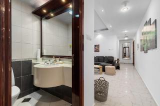 Cozy 1 bedroom apartment at Opal Tower Marina - 2