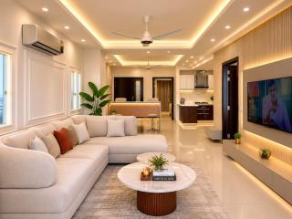 Elysium Skyline by Wall Street-Luxury Stay with Hill views - 9