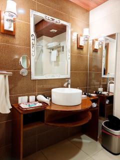 Basra Touristic Hotel - 1