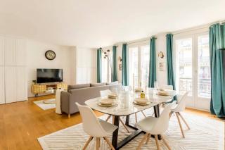 8P - 3BR Le Marais Spacious - Central - Historic Apt - Paris - 2