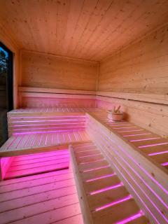 Franks Ferienhaus am See I Privatsteg I Tretboot I Spieletage I Gartensauna l Ruhe I Natur I Angeln I luxuriös & großzügig bis zu 10 Personen - 9