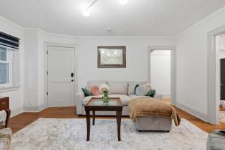 Chic 2BR With Workspace - 2-Min Walk to Beach - 1