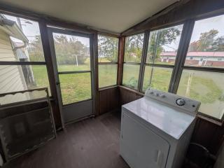 3 Bed/1 Bath Close to Everything in Robinson - 2