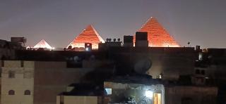 The 5 inn apartment 1 rooftop pyramids view - Cairo - 0