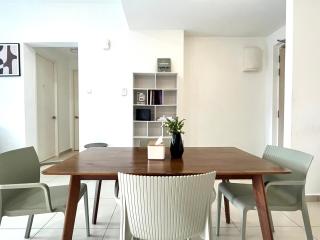 STARLIT SUITE's AT REIZZ RESIDENCE - 2
