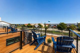 Tiny Home on the Boardwalk | Walk to the Beach - 0