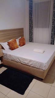 Whitehouse Ivory - 2