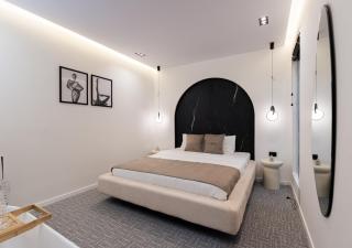 BlackSuite Apartment, Luxury Stay in Prishtina City Center - 7