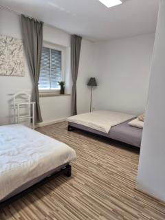 80qm mit Balkon 3 getrennte Räume - 3