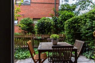 Luxury spacious 2 Bedroom Fitzroy Apartment - 3