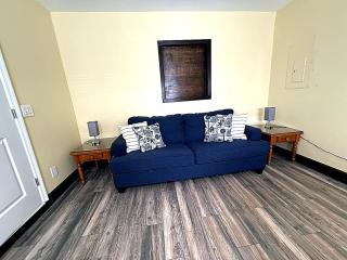 Sarasota Bradenton Getaway 3BR Sleeps 10 - 1