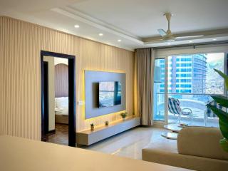 The Urban Lounges in Elysium Tower with Netflix & Balcony - 9
