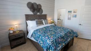New 2BR - Pool Patio - Bunk Beds - 1st Floor - 7