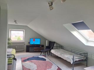 Ella - 1