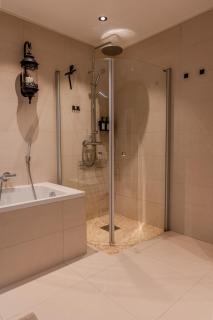 Stort hus med jaquzzi - 2