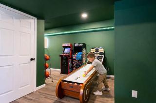 5BR Hocking Hills Cabin, Arcade, Forest Views - 8
