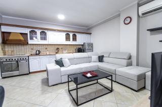 We Love Tirana in Center 2BR Apartment - 6
