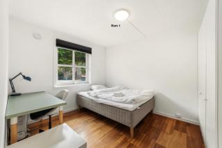 Family-friendly, spacious apartment, parking - 2