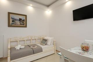 NAXOS MARILENA - 1