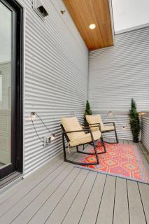 Spacious 2BR Nashville Retreat, Near The Gulch - 8