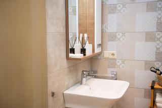 ProRealty- stylish & cozy 1BR on Kazbegi Ave - 2
