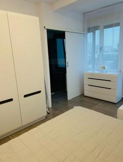 Venecia Street Sea View Apartment Durrës - 9