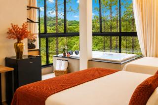 Pousada com piscina, jacuzzi e com vista em Capitólio - Casa Decore - 2