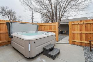 5BR Home Across the Olympic Center, Colo Springs - 7