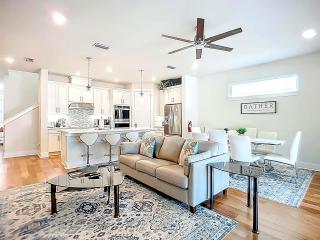 Sarasota Luxury Vacation for 12 - 0