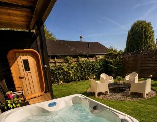 Cozy wellness family house with private garden & jacuzzi & sauna between Amsterdam Haarlem and Schiphol Airport - 8
