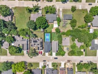 Pickleball Paradise near Universal Resort and Lake Lewisville with Game Room - 6