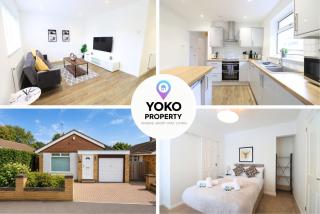 Detached Bungalow I Sleeps 7 I Driveway Parking I Excellent Location I Fast WiFi I Self-Check-In I By Yoko Property - 0