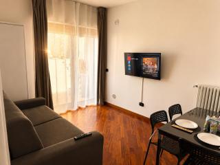 Del Console Apartment - Near Bari Airport & Station - Modugno - 8