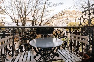Charming 1BD Apartment w intimate Patio Jaurès ! - 1