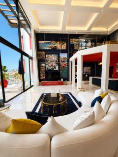 M Hotels at Porto Marina - 7