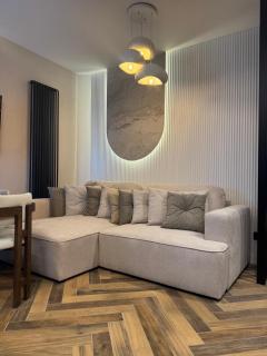 Family & Business Apartments Sky TOWER - PREMIUM SPA - 2 Bedroom with Private Sauna and Jacuzzi, PARKING, Beautiful spacious terrace - 4