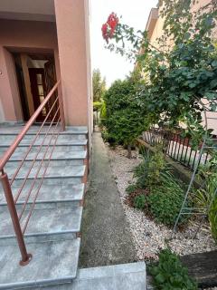 4 Bedroom Elegant, beautiful and spacious home with a botanical garden - 2