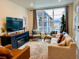 Retro Ski Chalet - 0