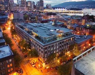 Stylish Industrial Loft - Historic Gastown - 3