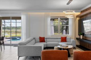 9 Bd 5 Ba Storey Lake 2905 Ps - 4