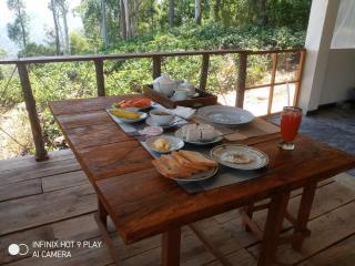 Ella 96TN Resort - 9