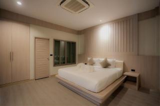 New Modern 2BR Pool Villa in Peaceful Rawai - 4
