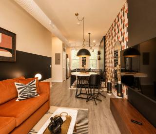 Queen City Views 1 Chic 1 BDR - 6