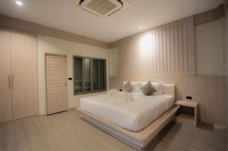 Stylish 2 Bedroom Villa with Pool &Tropical Garden - 9