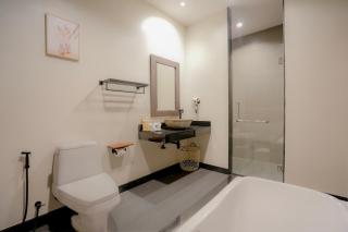 Relaxing 2BR Pool Villa Near Rawai Beaches - 6