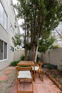 The Courtyard on Buckley - 4
