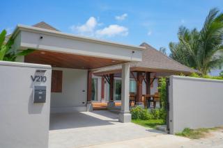 Secluded New Villa with Private Pool 2 Bedrooms - 9