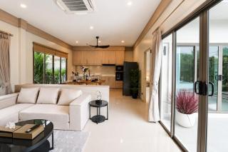 2BR Villa Private Pool & Tropical Garden - 7